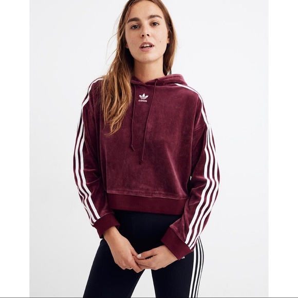 adidas Tops - Adidas Velvet Crop 🥀